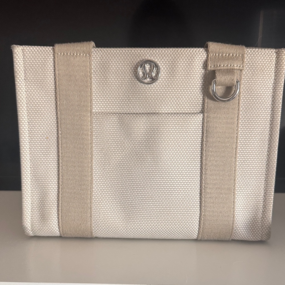 Lululemon mini Cream Tote Bag w/crossbody strap